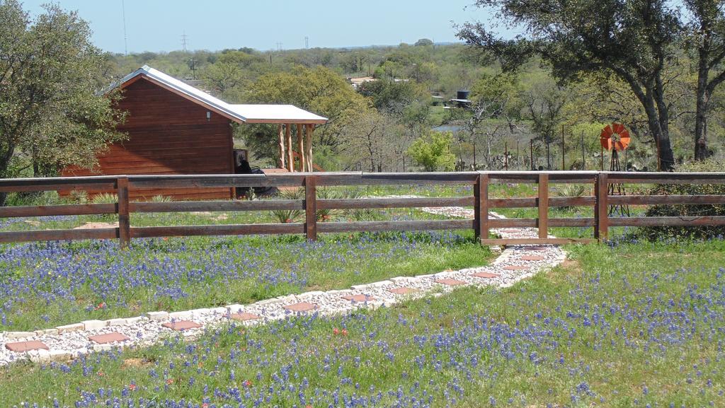 Texas T Bed And Breakfast Llano 外观 照片